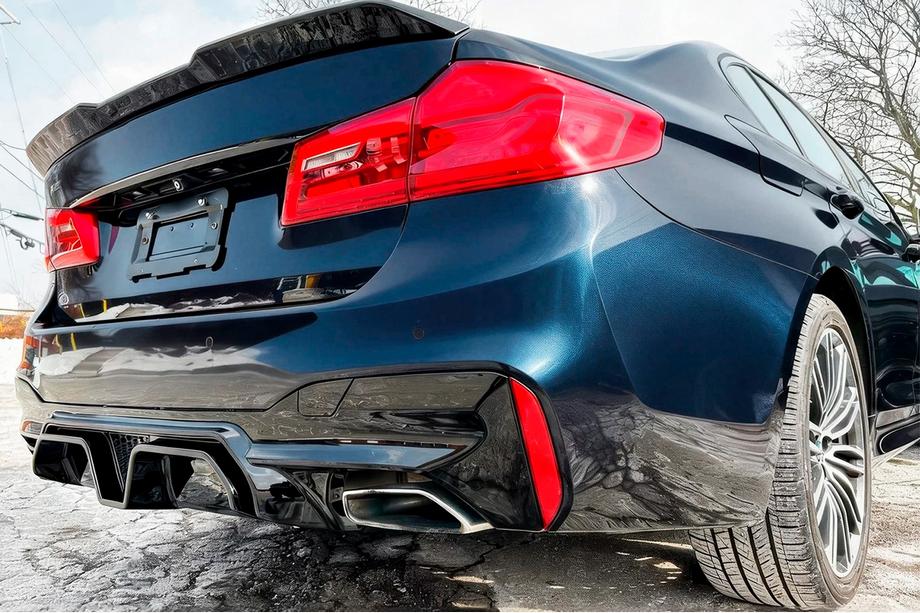 BMW 5-serie G30/G31 2017–2023 Bagkofanger-diffuser CS-Style (til M-Sport/M5 F90, ABS) Foto 2