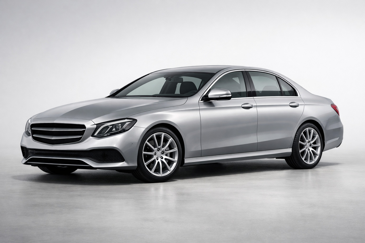 Test af Mercedes-Benz E-Class (W213): 5. gen. firmasedan uden prætentioner