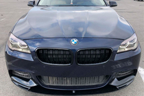 BMW 5-serie F10/F11 2010–2016 Frontspoiler-læbe MP-Style (til M-Performance, blank sort) foto 5