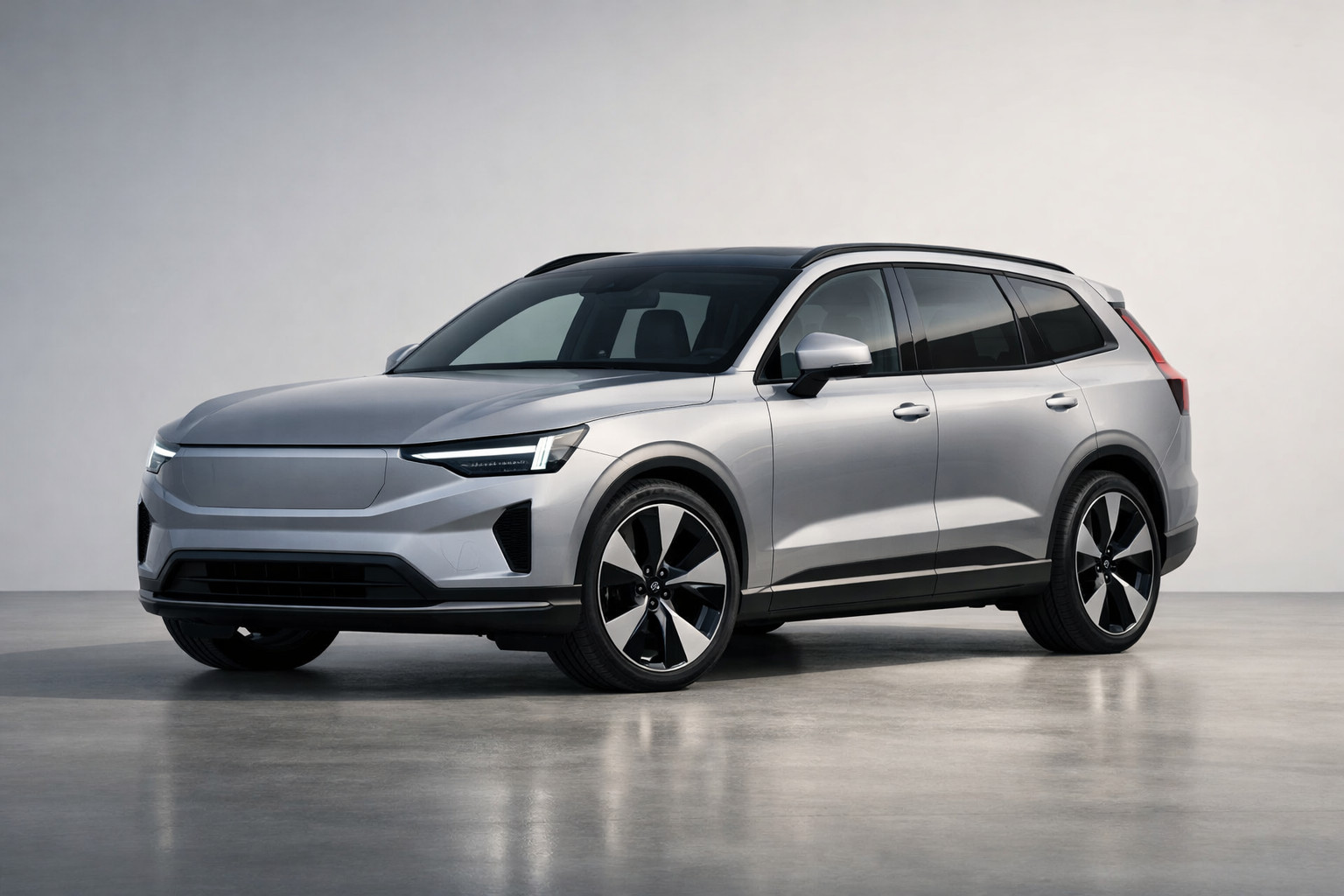 Test af Volvo EX90: elektrisk flagskib i skandinavisk ingeniørkunst