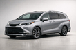 Test af Toyota Sienna (4. generation): moderne minivan til familien foto 1