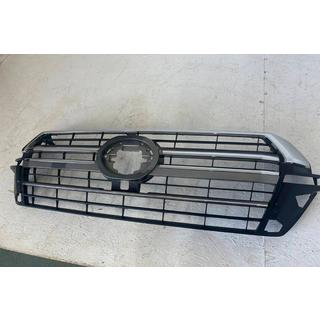 Nedsat Kølergrill 2016-2021 (2019 design) Toyota Land Cruiser 200 2007–2021 foto 3