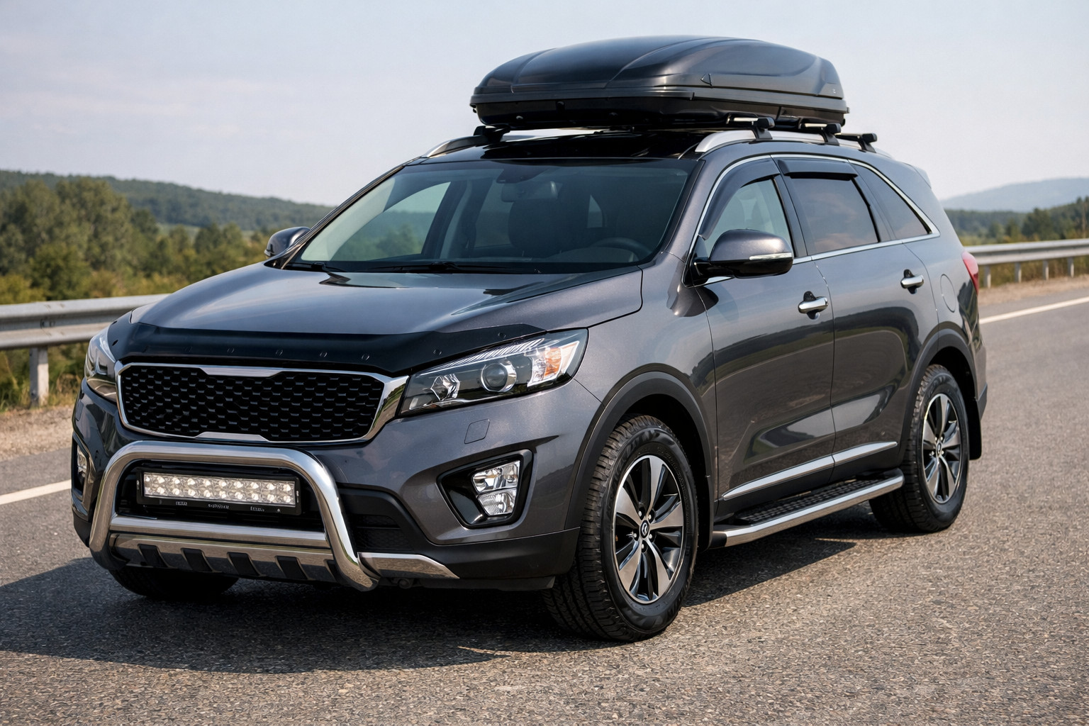 Praktisk upgrade: Kia Sorento III UM 2014-2020 til motorvej og motorhjelmsbeskyttelse