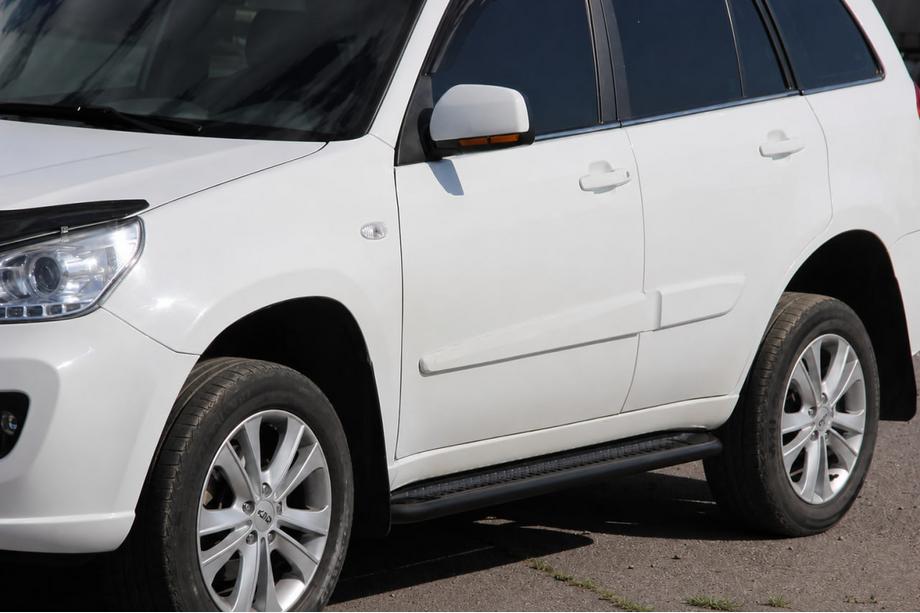 Chery Tiggo 1 2005–2016 Premium Black sidetrin (sæt med 2 stk., rustfrit stål) Ø60 mm Foto 3