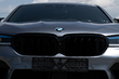 Fra en standard BMW G30 til M5 Competition 2021: monteret udstyr foto 27