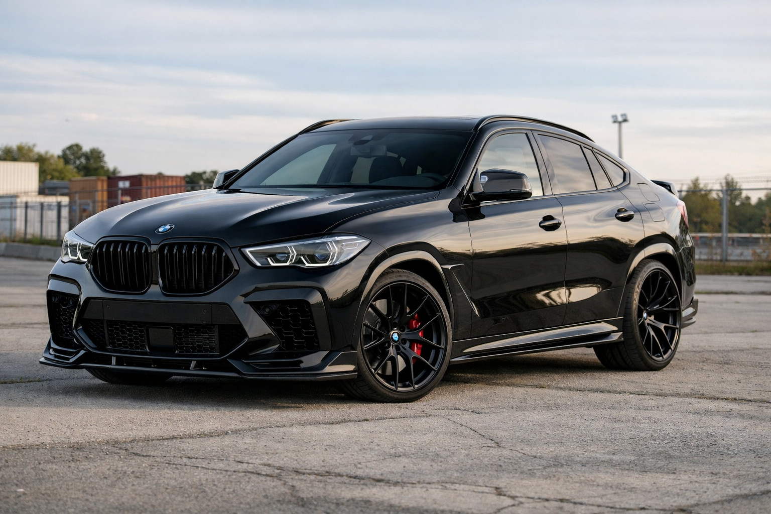 Hvad skal du montere på BMW X6 G06 efter køb for et mere aggressivt look