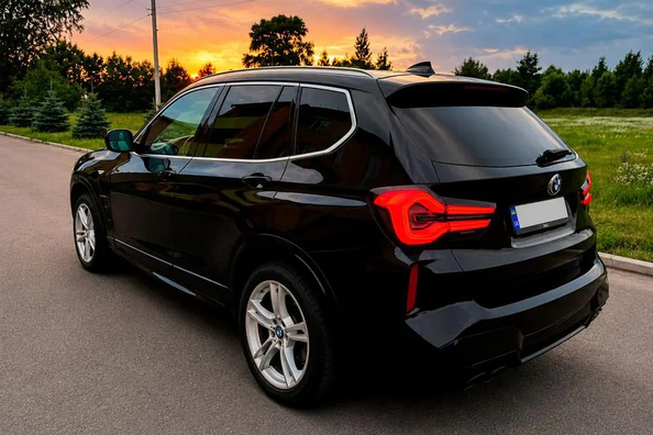 BMW X3 F25 2011–2018: montering af facelift-kit i X3M F97 2024-stil Foto 9