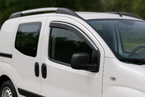 Peugeot Bipper 2008–2017 Vindafvisere til vinduer med kromliste Niken Luxury (2 stk) foto 1