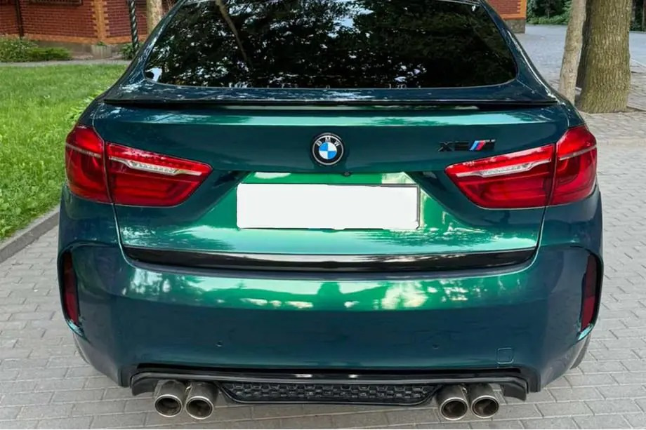 Tuning af BMW X5 F15: spejlkåber, spoiler og frontlip