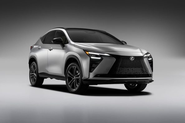 Lexus NX 2027 Facelift: nyt design, kabine og næsten 100 km på el