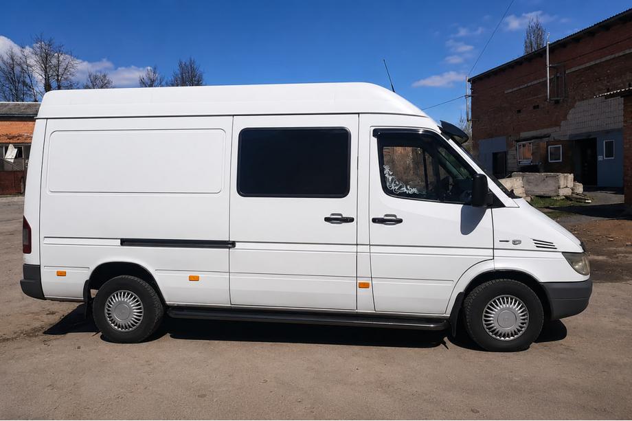 Volkswagen LT 1995–2006 Premium Black sidetrin (sæt med 2 stk., rustfrit stål) Lang akselafstand, Ø60 Image