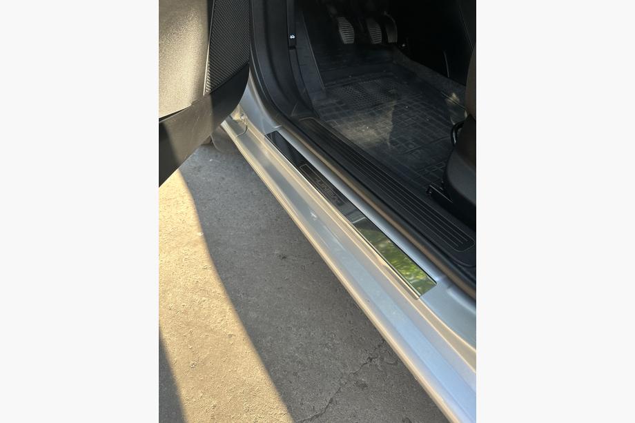 Fiat Linea 2006–2018 Carmos V1 dørtrinslister (4 stk., rustfrit stål) Image