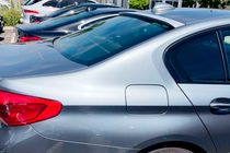 BMW 5-serie G30/G31 2017–2023 Øvre spoiler DPT (til G30, blank sort) foto 2