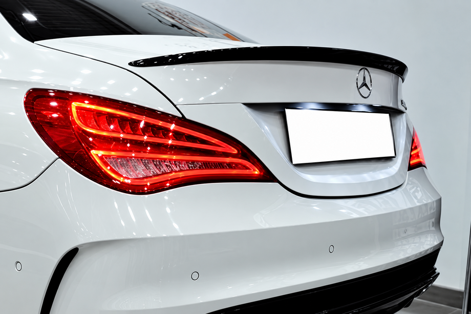 Mercedes CLA C117 2013–2019 DPT spoiler (sort højglans) Image