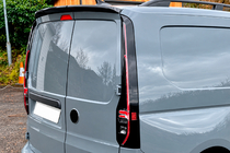 Volkswagen Caddy 2020– Spoiler (2-dørs, blank sort) foto 1
