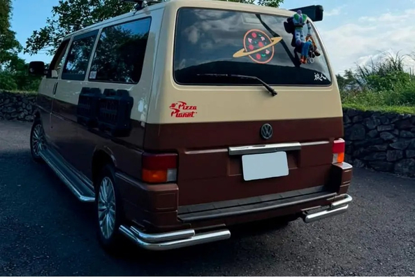 Volkswagen T4 til camping og offroad: montering af frontbeskyttelse, sideskørter og baghjørner Foto 16