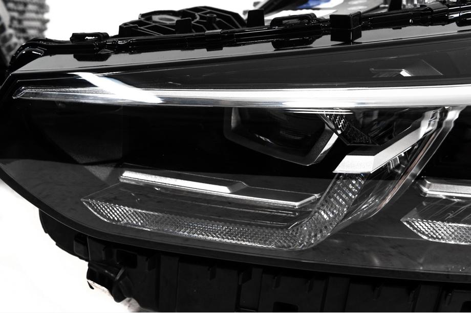 BMW X3 G01 2018– OEM LCI forlygter (til ombyggede biler 2022-2024) Foto 7