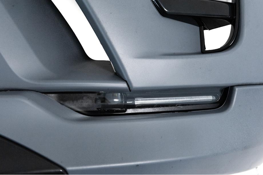 Land Rover Discovery V 2017– SVR frontkofanger komplet Foto 6