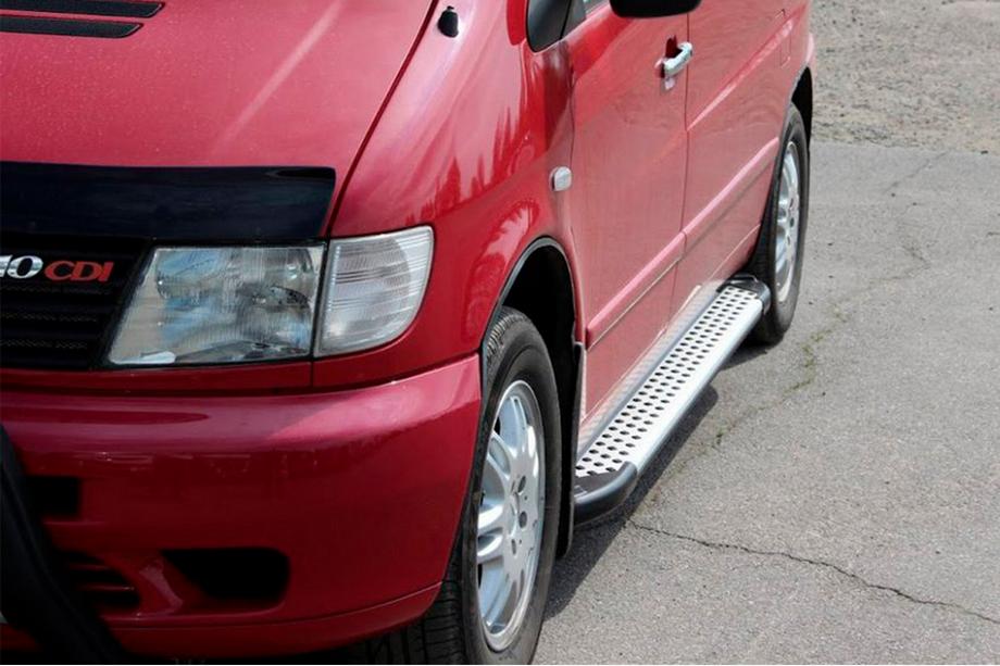 Mercedes Vito W638 1996–2003 Sidetrin Allmond Grey (2 stk., aluminium) Foto 1