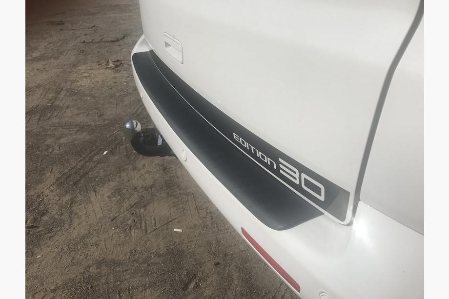 Volkswagen T5 2010–2015 Bagkofangerbeskytter med ombuk (ABS-plast) Foto 4