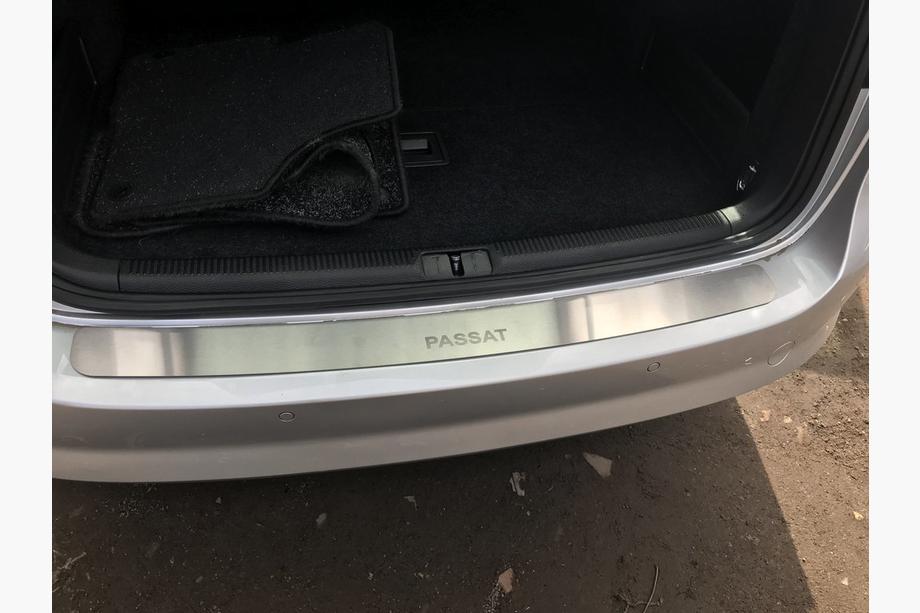 Volkswagen Passat B7 2012–2015 Bagkofangerbeskytter Nataniko (rustfri stål) Foto 4
