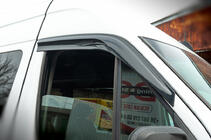 Volkswagen Crafter 2006–2016 Vindafvisere til vinduer (2 stk., Sunplex Sport) foto 7