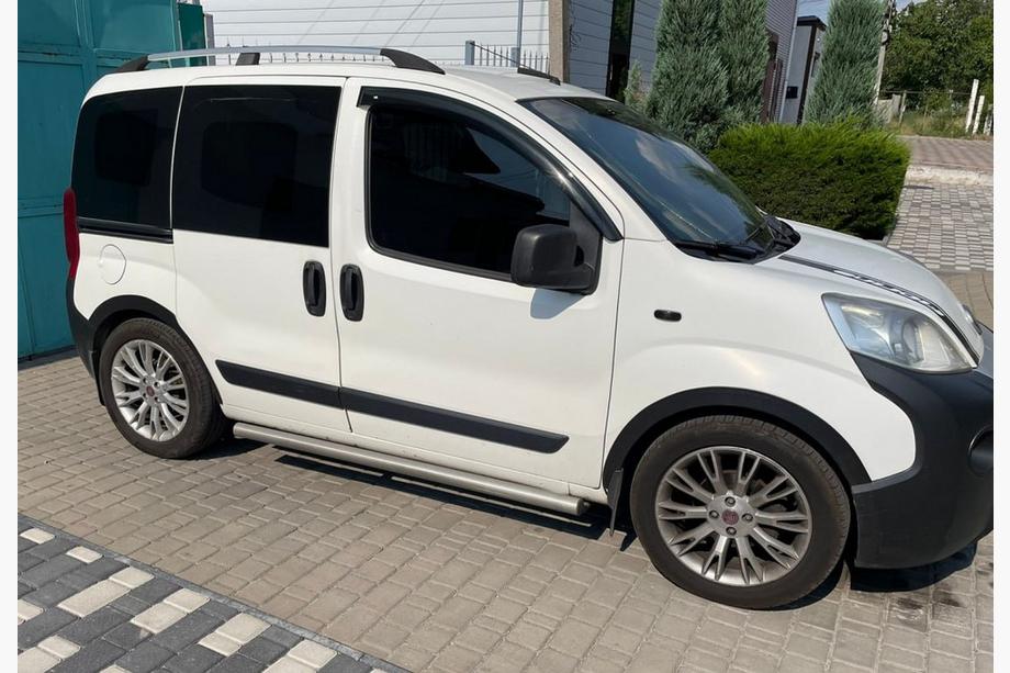 Citroen Nemo 2007–2017 Hjulbuekanter (4 stk., sorte) 1 dør, metal Foto 7