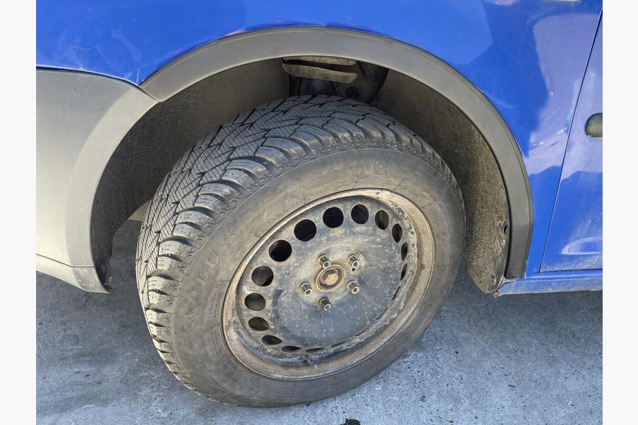 Volkswagen Caddy 2004–2010 Skærmkantslister (mat sort) Kort akselafstand, 2 skydedøre (plast) Foto 5