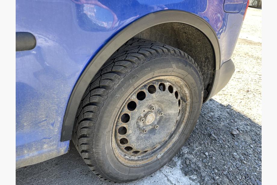 Volkswagen Caddy 2004–2010 Skærmkantslister (mat sort) Kort akselafstand, 2 skydedøre (plast) Foto 9