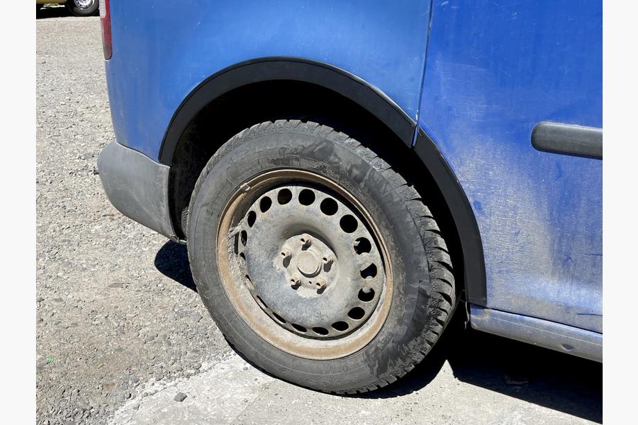 Volkswagen Caddy 2004–2010 Skærmkantslister (mat sort) Kort akselafstand, 2 skydedøre (plast) Foto 6
