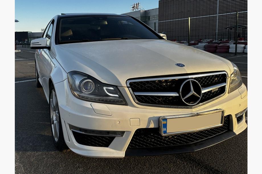 Mercedes C-class W204 2007–2015 C63 AMG bodykit-sæt Image