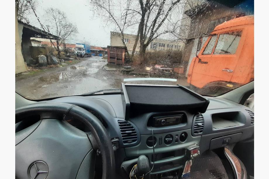 Mercedes Sprinter W901/902/903/904/905 1995–2006 Instrumentbrætshylde (2000-2006, type-1) CDI Image