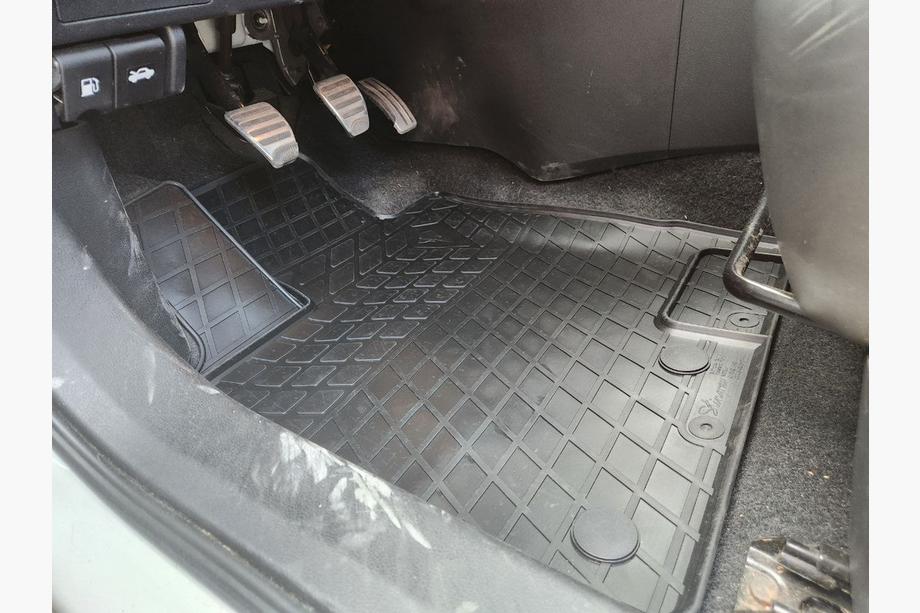 Nissan Qashqai 2007–2010 Gummimåtter (4 stk., Stingray Premium) Image