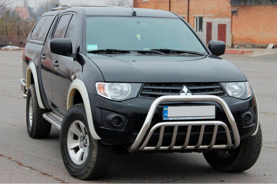 Mitsubishi L200 2006–2015 Bullbar i rustfrit stål Foto 2