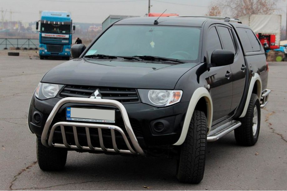 Mitsubishi L200 2006–2015 Bullbar i rustfrit stål Foto 3