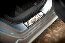 Mitsubishi Lancer X 2008– Carmos dørtrinslister, 4 stk., rustfrit stål foto 4