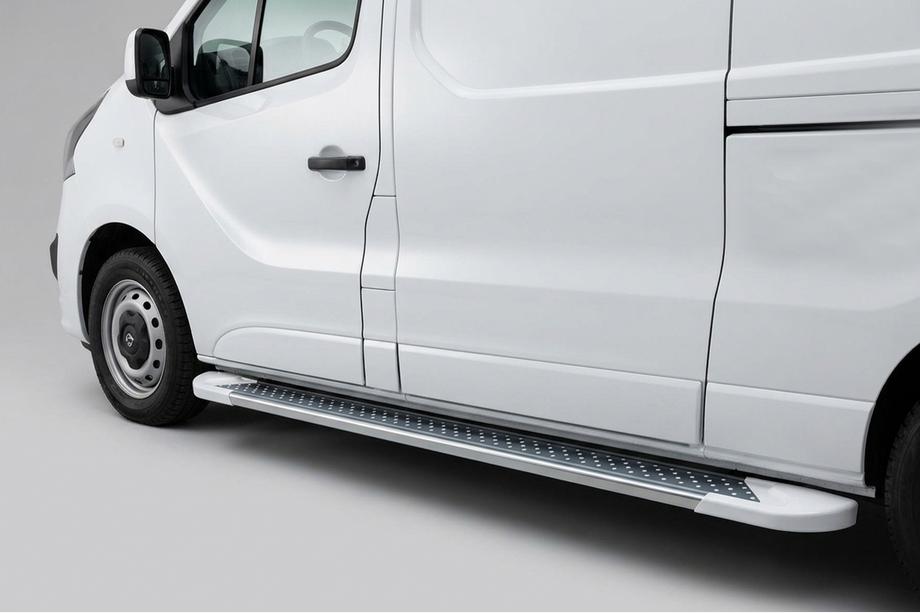 Renault Trafic 2015– Sidetrin Allmond White (2 stk., aluminium) Image