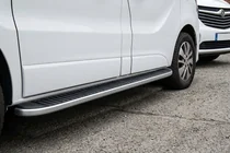 Renault Trafic 2015– Sidetrin Tayga Black (2 stk., aluminium) foto 1