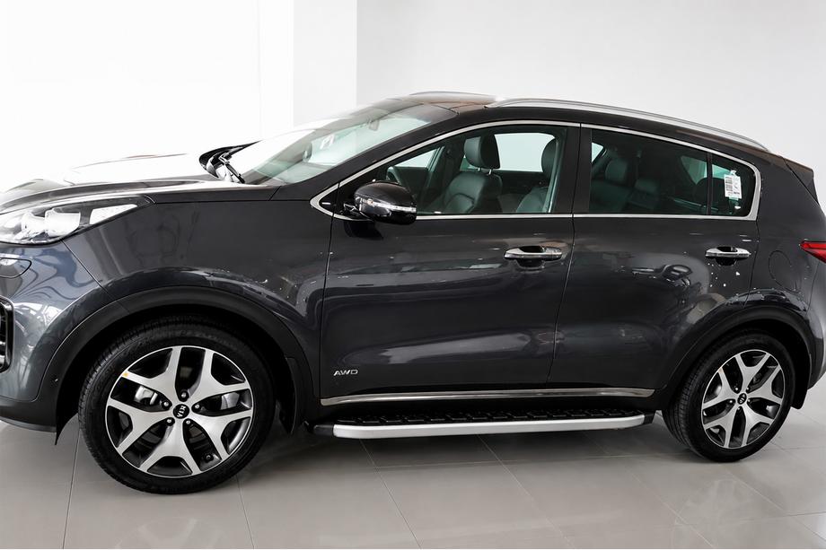 Kia Sportage 2015–2021 Sidetrin Fullmond (2 stk., aluminium) Image