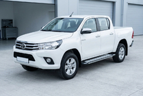 Toyota Hilux 2015– Rainbow sidetrin (2 stk., aluminium) foto 1