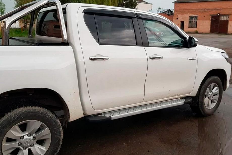 Toyota Hilux 2015– Sidetrin Allmond Grey (2 stk., aluminium) Foto 7