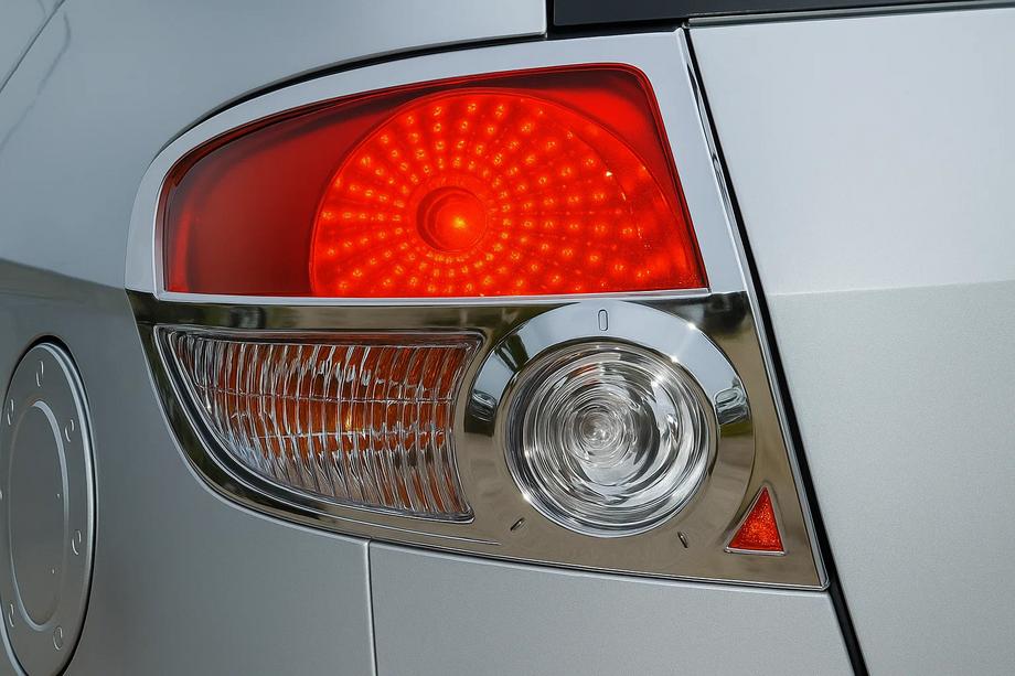Hyundai Getz 2002– Krom fodstøttekapper (2 stk., plast) Image
