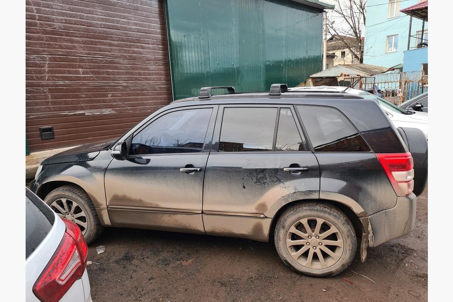 Suzuki Grand Vitara 2005–2017 Adapter til originale monteringspunkter (2 stk.) Foto 3