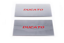Fiat Ducato 2006–2025 Indvendige dørtrinslister, røde (2 stk., rustfrit stål) foto 2