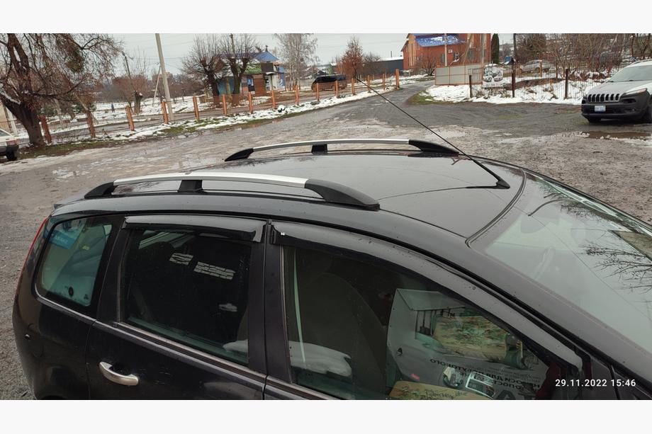 Ford C-Max 2004–2010 Krom tagrælinger Image