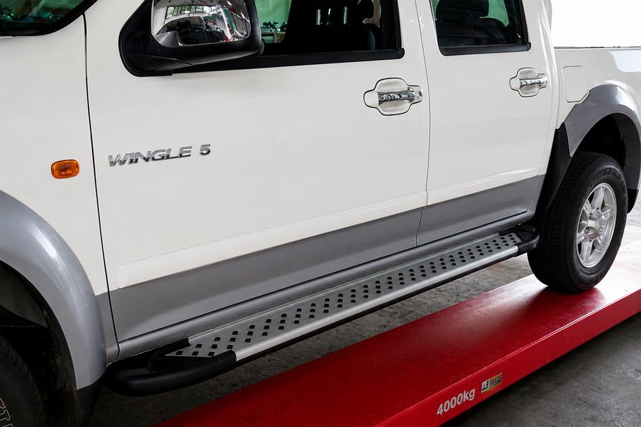 GreatWall Wingle 5 2006– Sidetrin Allmond Grey (2 stk., aluminium) Image