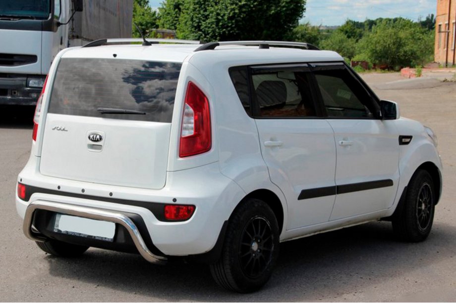 Kia Soul I 2008–2013 Bagbøjle AK002 (rustfrit stål) Image