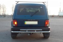 Lada Niva og Urban 1977– Bagbøjle AK002 double foto 2