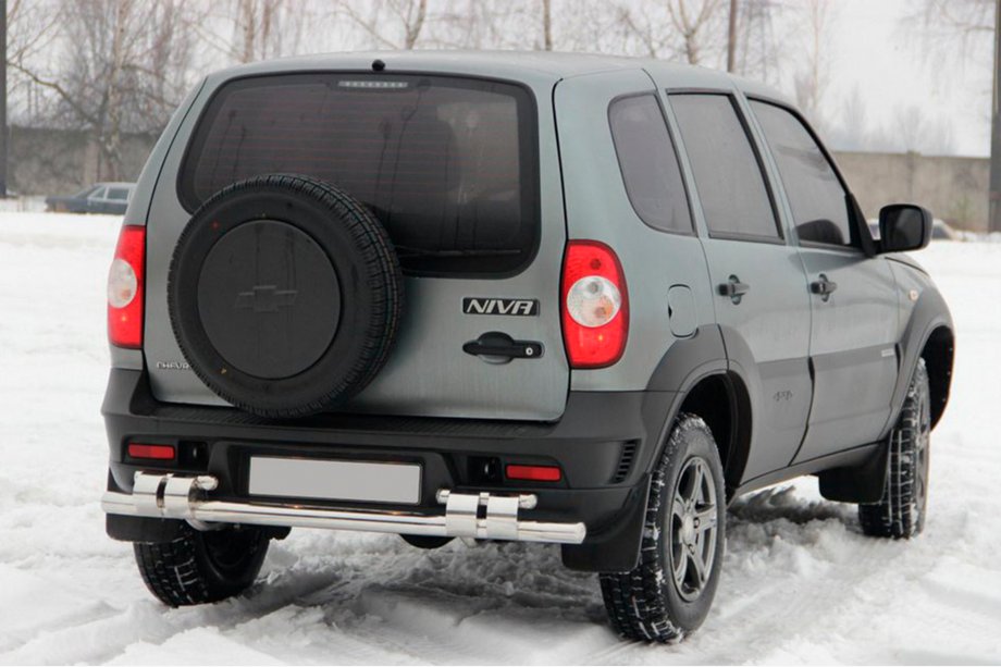Chevrolet Niva 1998–2020 Bagbøjle AK015 (rustfri stål) Image