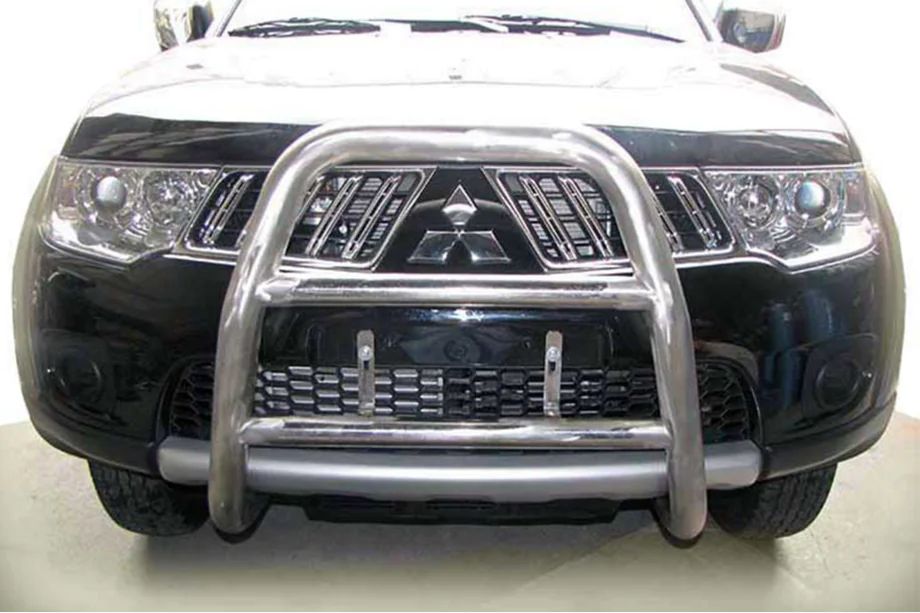 Mitsubishi L200 2006–2015 Kængurubøjle WT018 (rustfrit stål) Foto 3